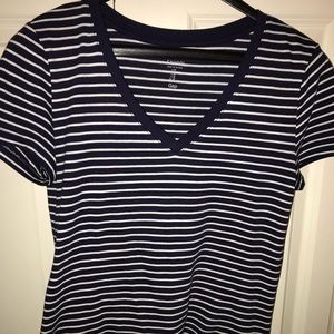 Stripped V-neck T-shirt